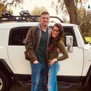 Meet your Posher, Loren